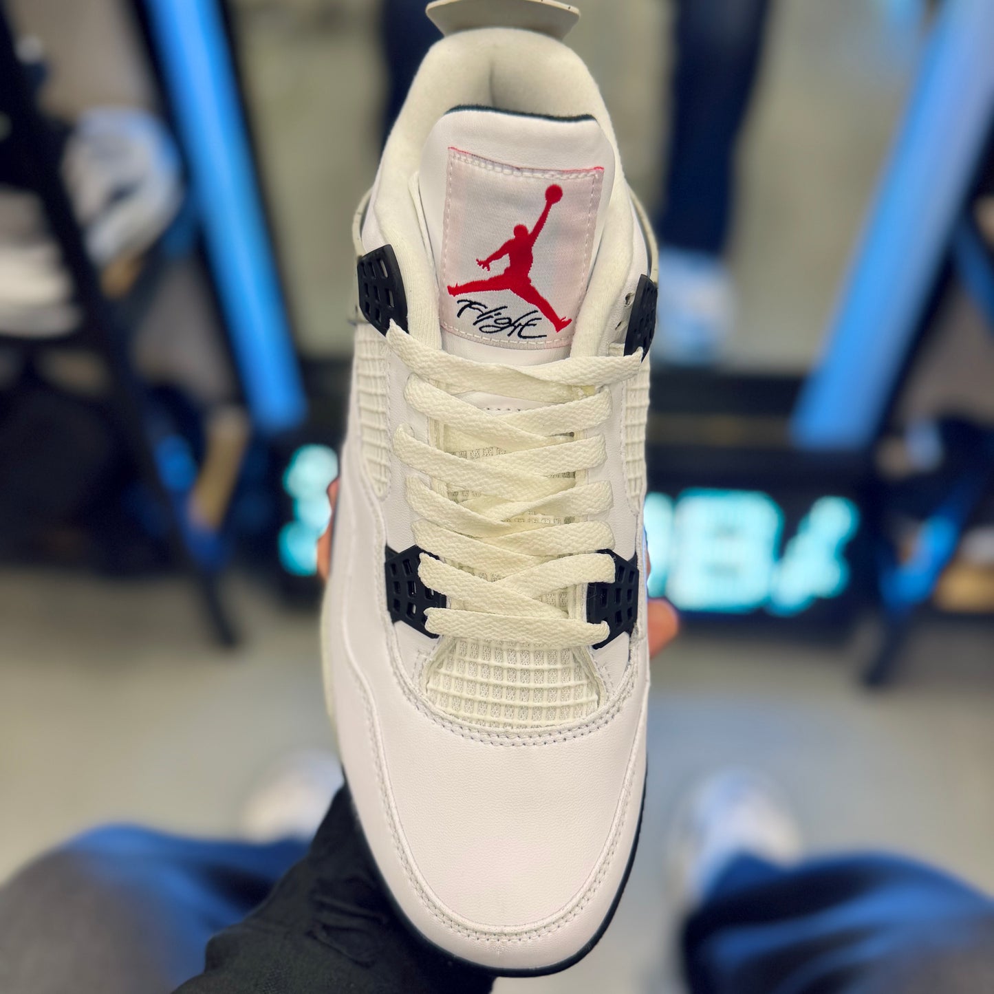 Nike Air Jordan 4