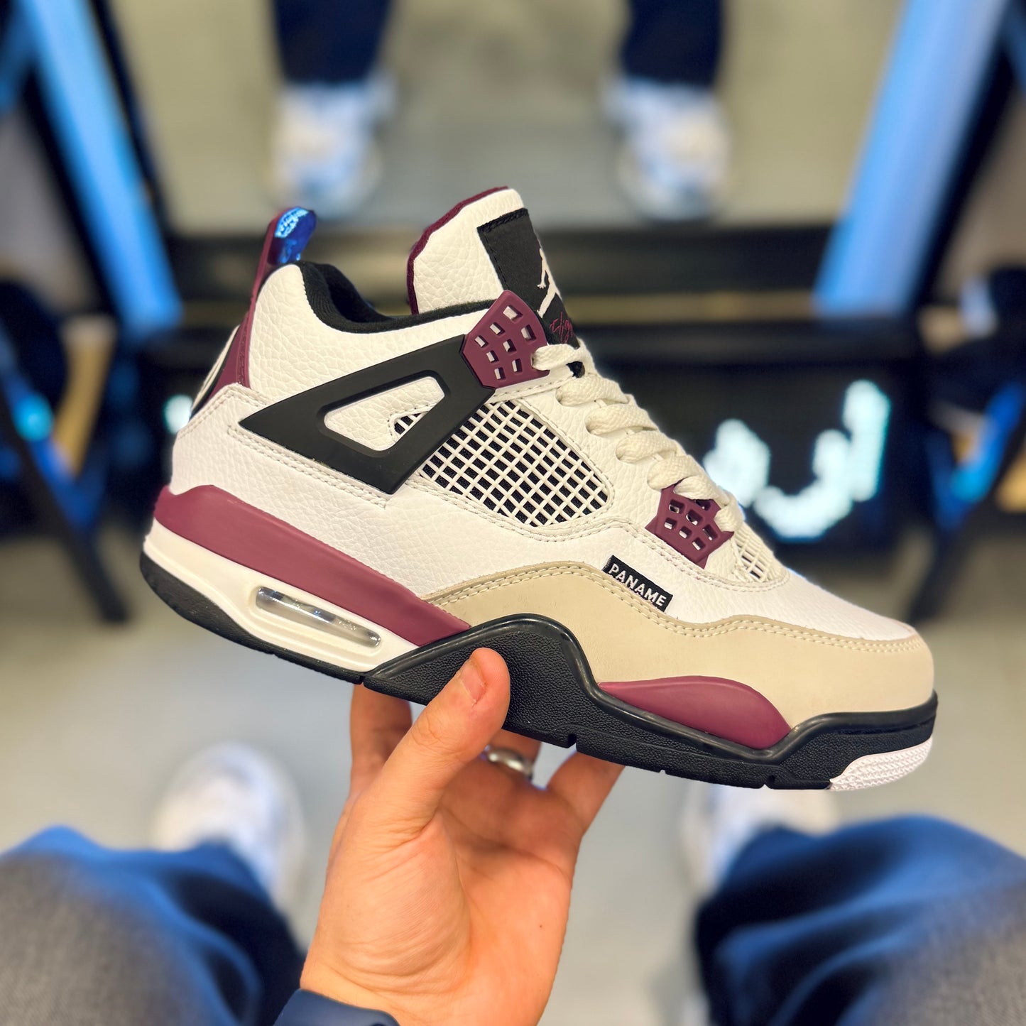 Nike Air Jordan 4