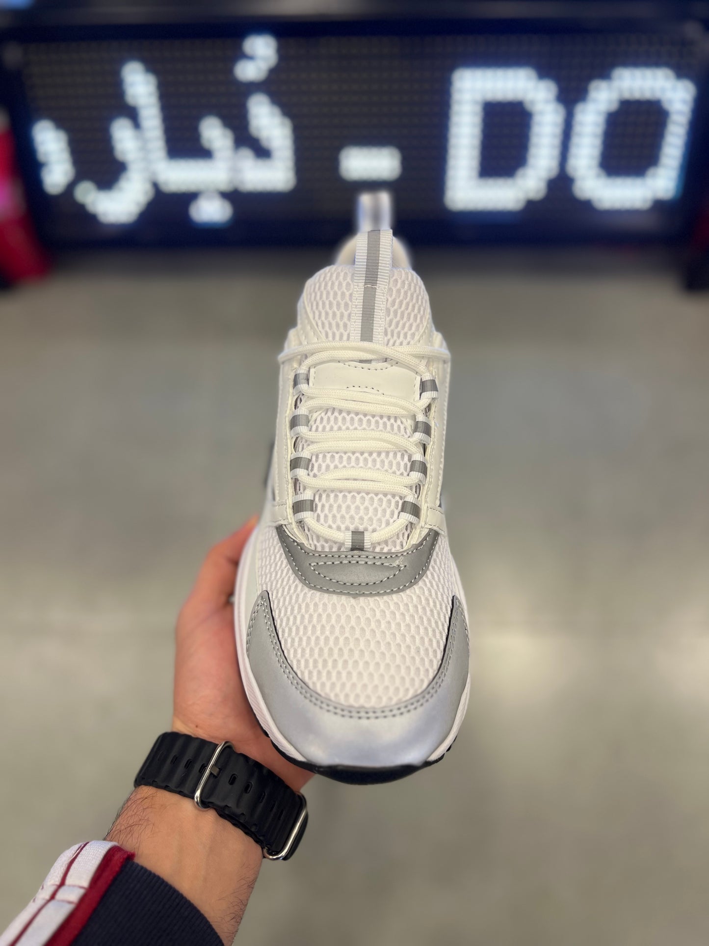 dior b22