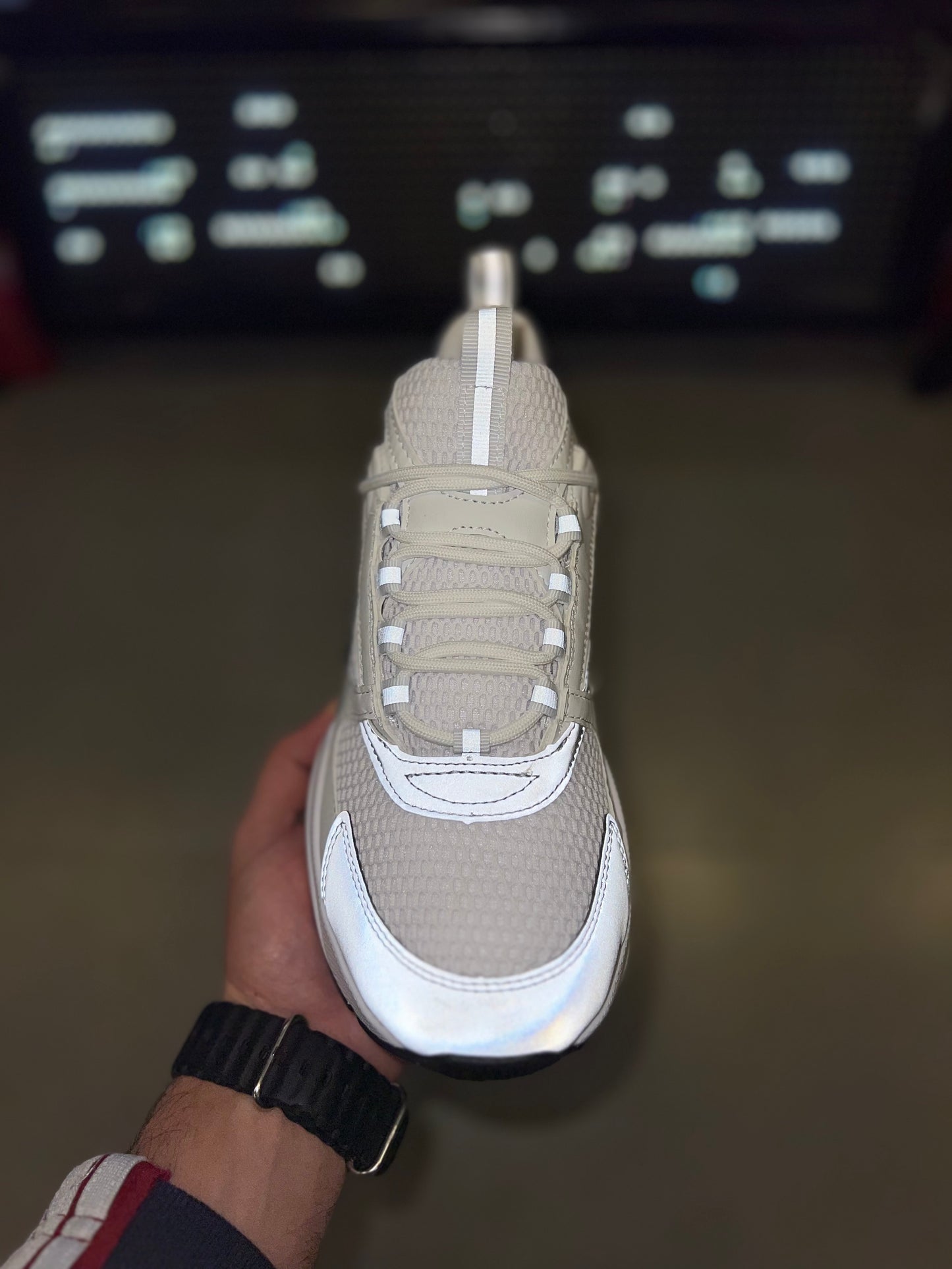 dior b22