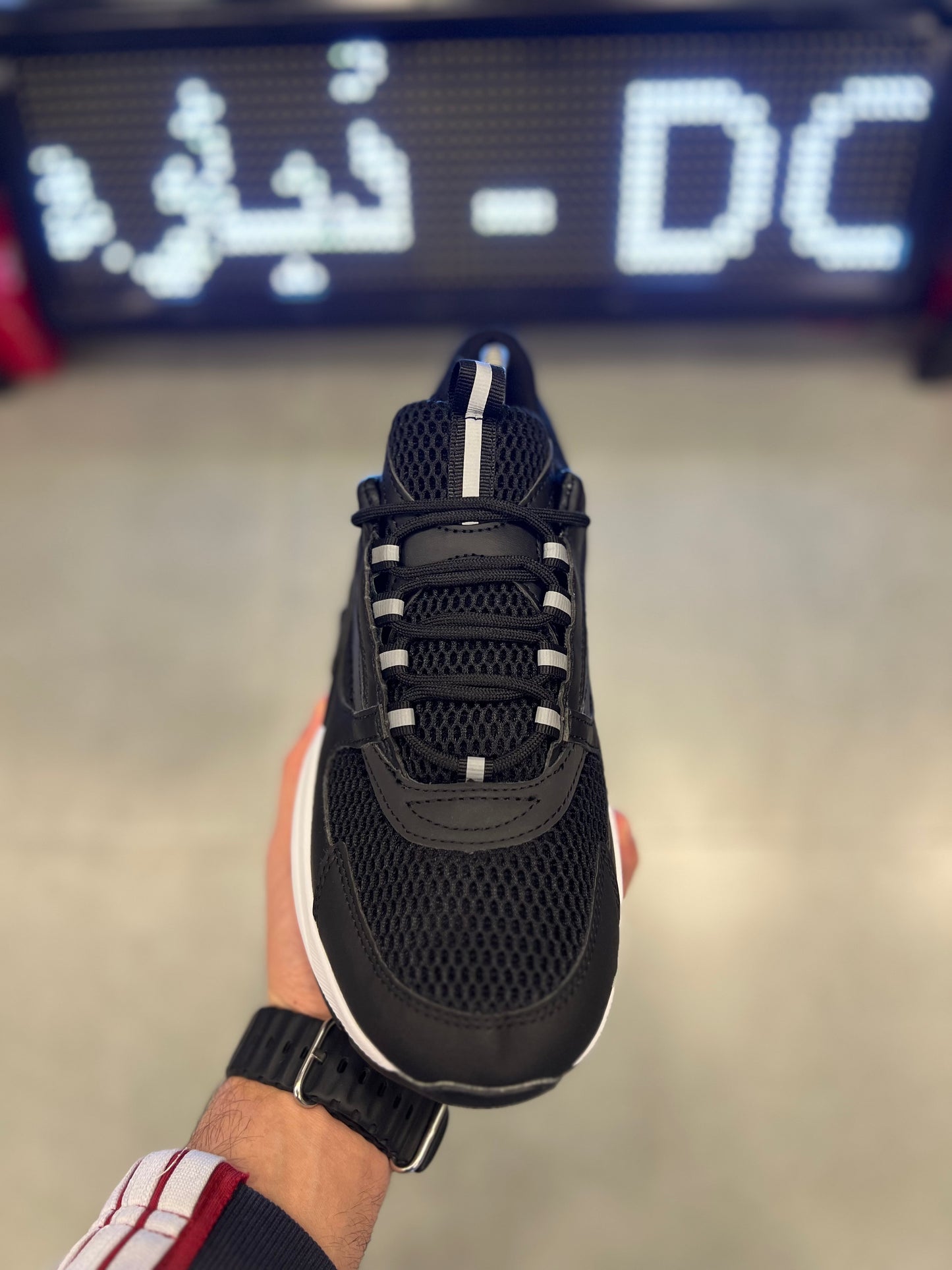 dior b22